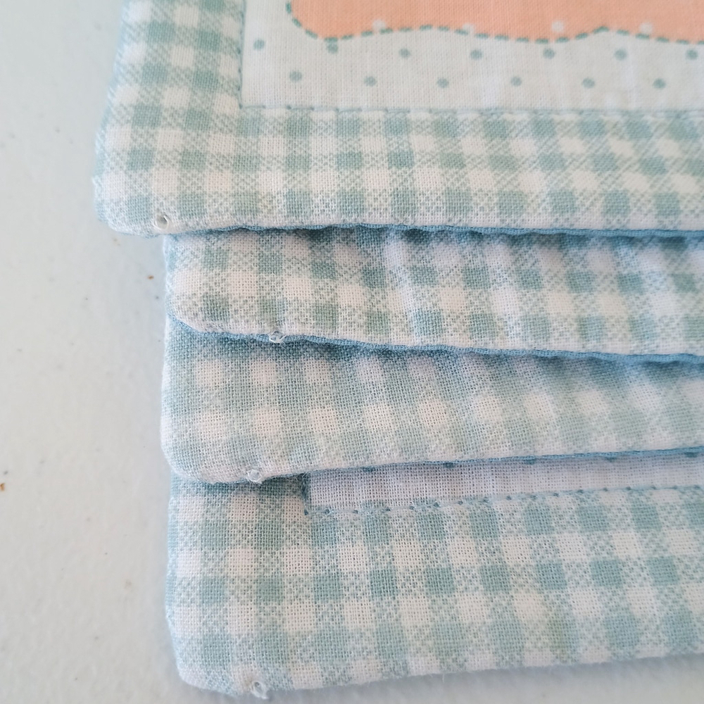 Set Of 4 Blossoms & Blooms? All Over Bunny Rabbit Blue Gingham Spring Placemats - Picture 8 of 8